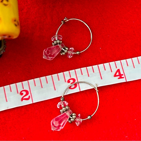 💖 5/$25 | Vintage Silver Purple Hoop Earrings - Picture 5 of 5